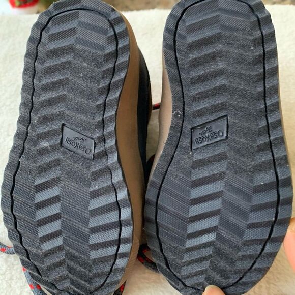 OshKosh dark blue/brown, grey back trim, laced unisex baby booties, brand new,5M - Picture 4 of 7